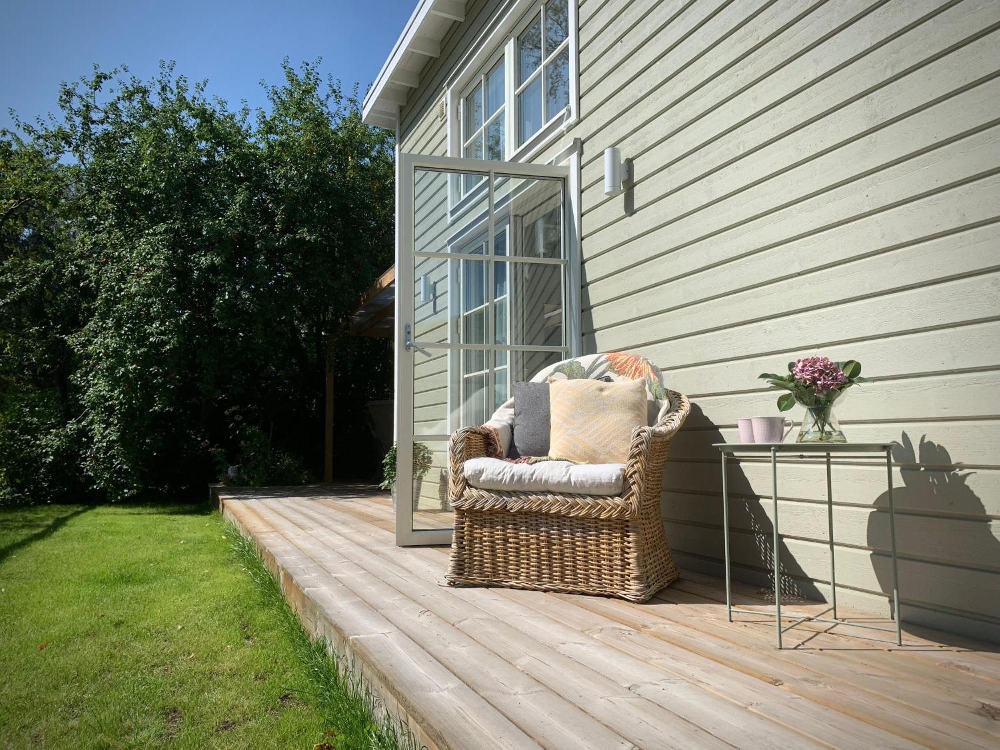 Strandnaera, Pergola, P-Plats I Hoellviken 外观 照片